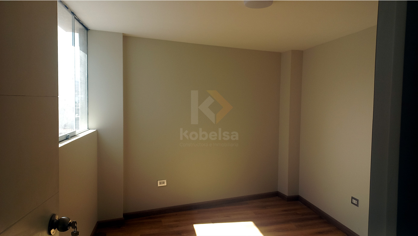 venta-departamento-asocrafaelbelaunde-5topiso-VE-DE-AQ-2602 (4)